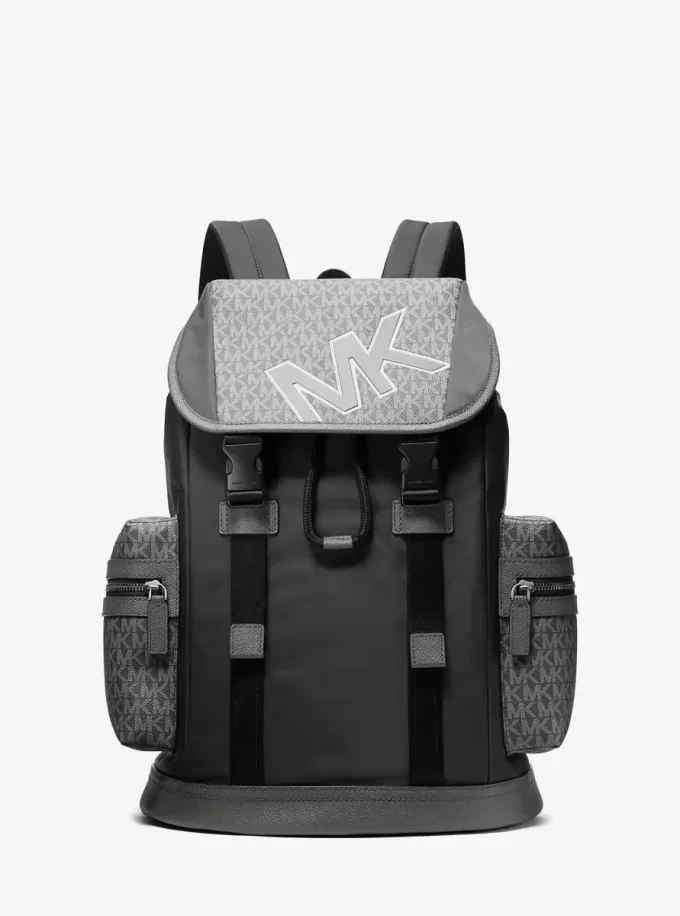 Cooper İmzalı Logo ve Naylon Sırt Çantası Cooper İmzalı Logo ve Naylon Sırt Çantası